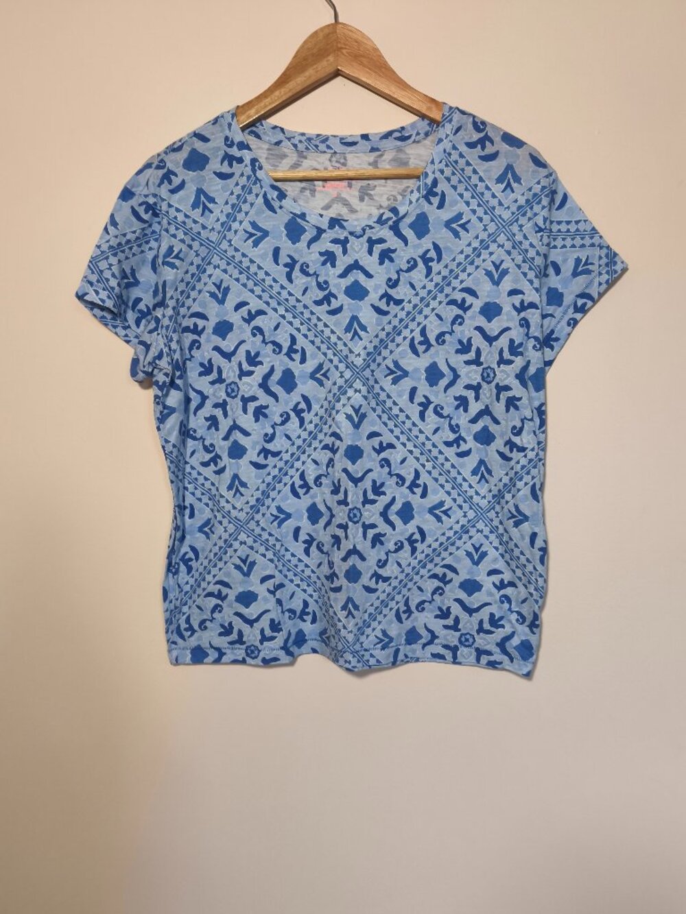 Vineyard Vines Surftee 100% Cotton Boxy Printed Tee sz S Boho Coastal Beach